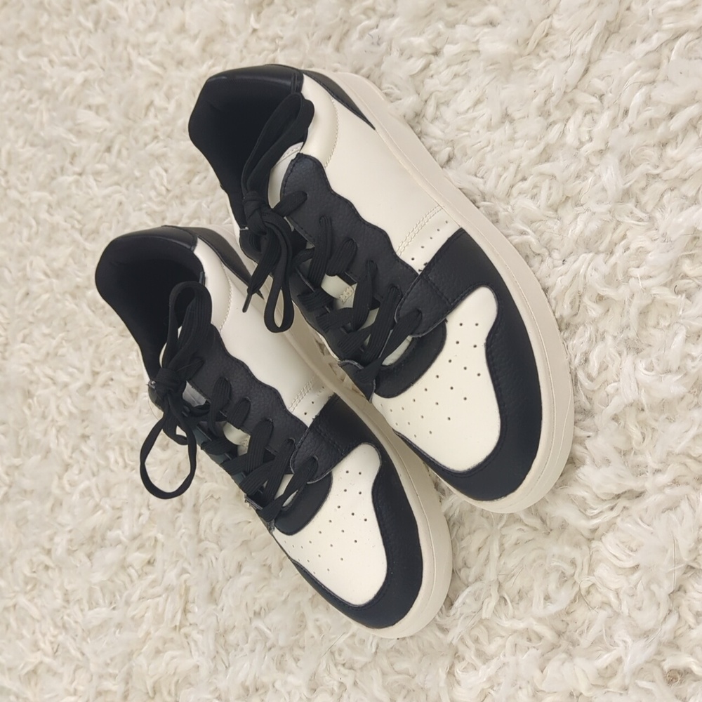 H&M sneakers